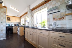 Kitchen- click for photo gallery